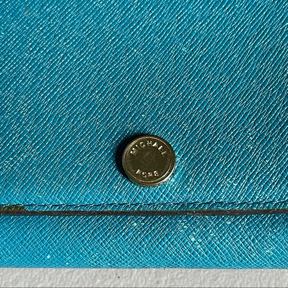 Michael Kors Tri-Fold Wallet Blue - Picture 2 of 16